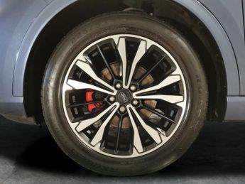 Ford Kuga 2.5h Duratec ST-Line X Edition CVT (190 ps) - NAV - HEATED STEER