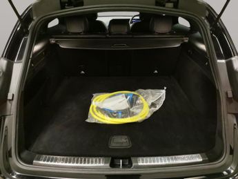 Mercedes-Benz EQC EQC 400 80kWh AMG Line (Premium Plus) 4MATIC (408 ps) - LED - NA