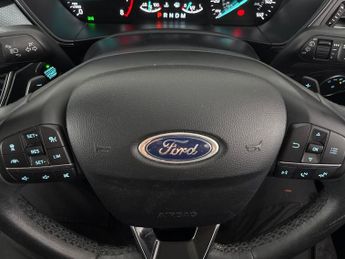 Ford Focus 1.5T EcoBoost Active X (150 ps) - ACTIVE LANE ASSIST - B&O AUDIO