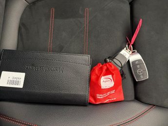 Mercedes-Benz EQA EQA 250+ 70.5kWh AMG Line (Premium) (190 ps) - LEATHER - KEYLESS