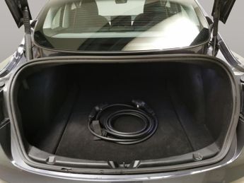 Tesla Model 3 Saloon RWD (241 bhp) - HEATED STEERING - BLIND SPOT ASSIST - LAN