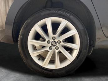 Skoda Kamiq 1.0 TSI SE Edition DSG (116 ps) - NAV - BLUETOOTH - CRUISE