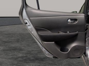 Nissan Leaf 39kWh N-Connecta (150 ps) - HEATED SEATS - NAV - LANE DEPARTURE