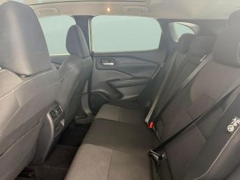 Nissan Qashqai 1.3 DIG-T MHEV N-Connecta XTRON (158 ps) - INTELLIGENT LANE INTE