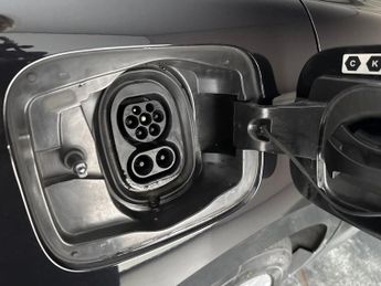 Skoda Enyaq iV 62kWh 60 (DC120kW) (179 ps) - PARK SENSORS - DAB