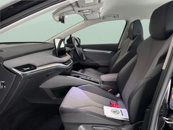 Skoda Enyaq iV 62kWh 60 (DC120kW) (179 ps) - PARK SENSORS - DAB