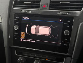 Volkswagen Golf 1.5 TSI EVO SE Nav DSG (130 ps) - AIR CON - DAB - USB AUDIO