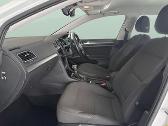 Volkswagen Golf 1.5 TSI EVO SE Nav DSG (130 ps) - AIR CON - DAB - USB AUDIO
