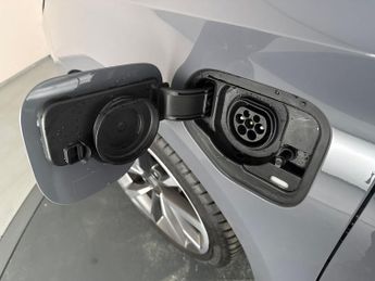 Seat Leon 1.4 eHybrid 13kWh FR Sport Plug-in DSG (204 ps) - HEATED SEATS -