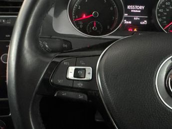 Volkswagen Golf 1.5 TSI EVO SE Nav DSG (130 ps) - AIR CON - DAB - USB AUDIO