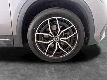 Mercedes-Benz EQA EQA 250+ 70.5kWh AMG Line (Premium) (190 ps) - LEATHER - KEYLESS