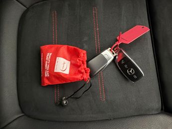 Mercedes-Benz EQA EQA 250+ 70.5kWh AMG Line (Premium) (190 ps) - LEATHER - KEYLESS