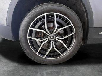 Mercedes-Benz EQA EQA 250+ 70.5kWh AMG Line (Premium) (190 ps) - LEATHER - KEYLESS
