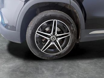 Mercedes-Benz EQA EQA 250+ 70.5kWh AMG Line (190 ps) - ADAPTIVE LIGHTS - HEATED LE