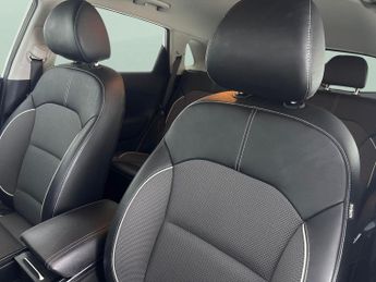 Kia Niro 64kWh 2 (201 bhp) - REVERSE CAM - BLUETOOTH - PADDLE SHIFT