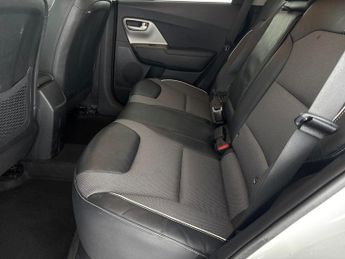 Kia Niro 64kWh 2 (201 bhp) - REVERSE CAM - BLUETOOTH - PADDLE SHIFT