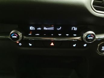 Mazda CX-30 2.5 e-SKYACTIV G MHEV Takumi (140 ps) - BOSE - KEYLESS ENTRY - N