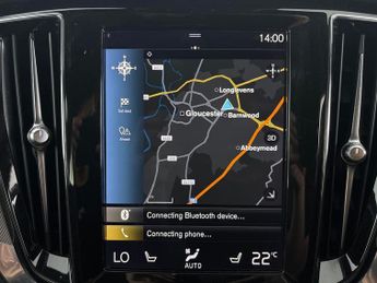 Volvo V60 2.0h T6 Recharge 11.6kWh R-Design Plug-in AWD (340 ps) - PAN ROO