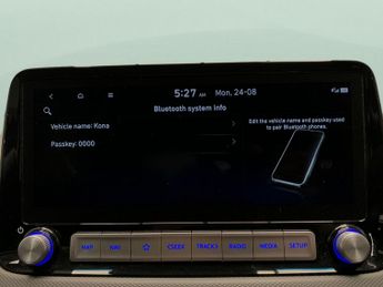 Hyundai Kona 64kWh Premium (10.5kW Charger) (204 ps) - HEATED SEATS - HEATED 