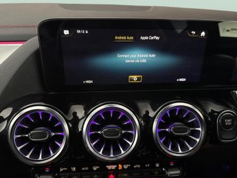 Mercedes-Benz EQA EQA 250+ 70.5kWh AMG Line (Premium) (190 ps) - LEATHER - KEYLESS