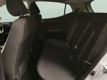 Hyundai i10 1.2 Premium (84 ps) - HEATED STEERING - LANE DEPARTURE  - BLUETO