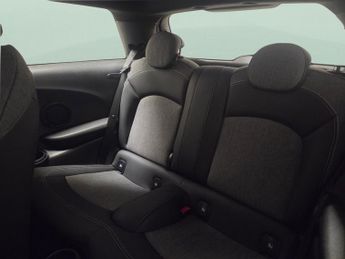 Mini Electric Hatch Cooper SE 32.6kWh Level 2 (184 ps) - PERFORMANCE CONTROL