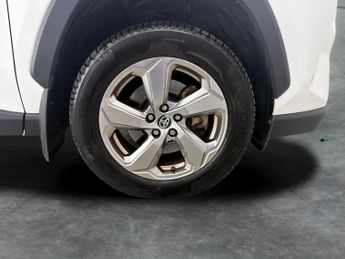 Toyota RAV4 2.5 VVT-h GPF Design CVT (218 ps) - LED - REVERSE CAM - NAV