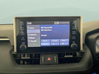 Toyota RAV4 2.5 VVT-h GPF Design CVT (218 ps) - LED - REVERSE CAM - NAV