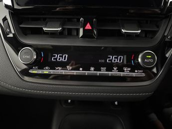 Suzuki Swace 1.8h Motion CVT (140 ps) APPLE CARPLAY - REV CAM - LED LIGHTS