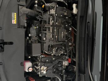 Suzuki Swace 1.8h Motion CVT (140 ps) APPLE CARPLAY - REV CAM - LED LIGHTS