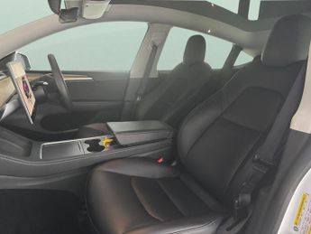 Tesla Model Y (Dual Motor) Long Range 4WDE (384 bhp) - HEATED STEERING - WIFI