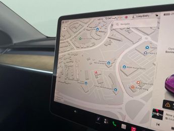 Tesla Model Y (Dual Motor) Long Range 4WDE (384 bhp) - HEATED STEERING - WIFI