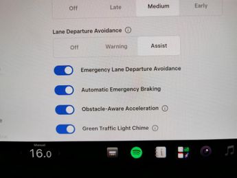 Tesla Model 3 (Dual Motor) Long Range 4WDE (346 ps) - ENH AUTOPILOT - HEATED W