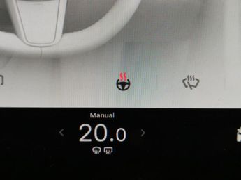 Tesla Model Y SUV RWD (346 ps) - HEATED STEERING - WIFI - BLIND SPOT ASSIST
