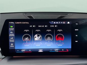 BMW iX1 30 66.5kWh M Sport xDrive (11kW Charger) (313 ps) - PARK ASSIST
