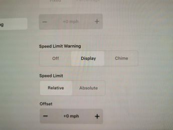 Tesla Model Y SUV RWD (346 ps) - HEATED STEERING - WIFI - BLIND SPOT ASSIST