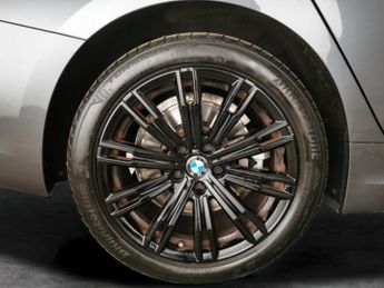 BMW 3 Series 2.0 330e 12kWh M Sport Plug-in (292 ps) - HEATED SEATS - NAV