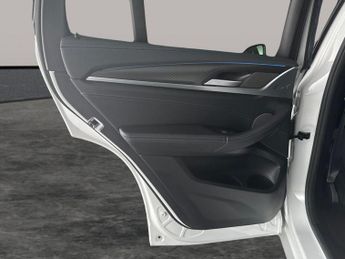 BMW iX3 80kWh M Sport Pro (286 ps) - MODEL SPECIFIC DESIGN ELEMENTS - PA