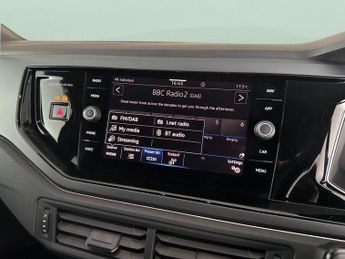 Volkswagen Taigo 1.5 TSI R-Line DSG (150 ps) - BLUETOOTH - WIRELESS CHARGER - DIG