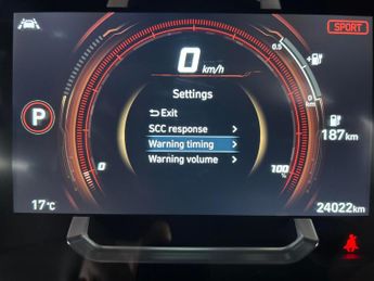 Hyundai Ioniq 38.3kWh Premium (136 ps) - LED - REVERSE CAM - NAV