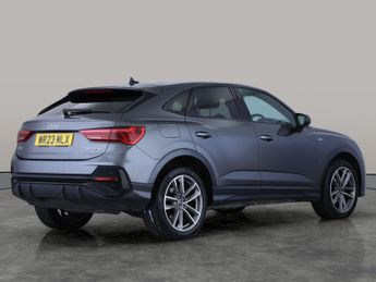 Audi Q3 1.5 TFSI CoD 35 Black Edition Sportback S Tronic (150 ps) - BLUE
