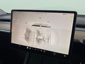 Tesla Model Y SUV RWD (346 ps) - HEATED STEERING - WIFI - BLIND SPOT ASSIST