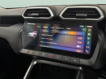 MG MG ZS 1.5 + Trophy (196 ps) - CARPLAY - KEYLESS ENTRY - LED