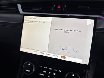Jaguar F-PACE 2.0 P400e 19.3kWh R-Dynamic S Plug-in AWD (404 ps) - SAT NAV
