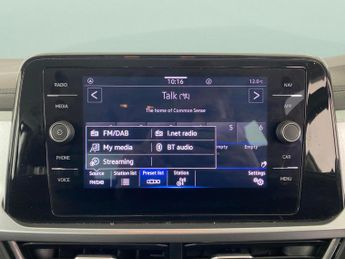 Volkswagen T-Roc 1.5 TSI Life DSG (150 ps) - PARK SENSORS - PADDLE SHIFT - AIR CO