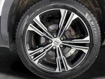 Volvo XC40 2.0 D4 Inscription Pro AWD (190 ps) - CONVENIENCE PACK - KEYLESS