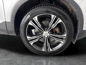 Volvo XC40 2.0 D4 Inscription Pro AWD (190 ps) - CONVENIENCE PACK - KEYLESS