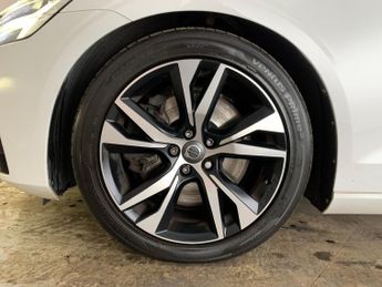 Volvo S60 2.0 T5 R-Design Plus (250 ps) - ADAPT CRUISE - SENSUS SAT NAV