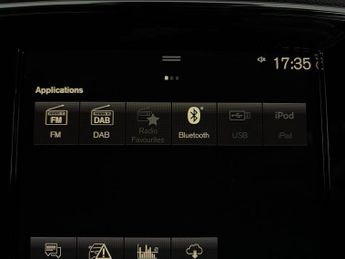 Volvo XC40 1.5h T5 Twin Engine Recharge 10.7kWh R-Design Plug-in (262 ps) -