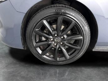 Mazda Mazda3 2.5 e-SKYACTIV-G MHEV Homura (140 ps) - REVERSE CAM - NAV - HEAT